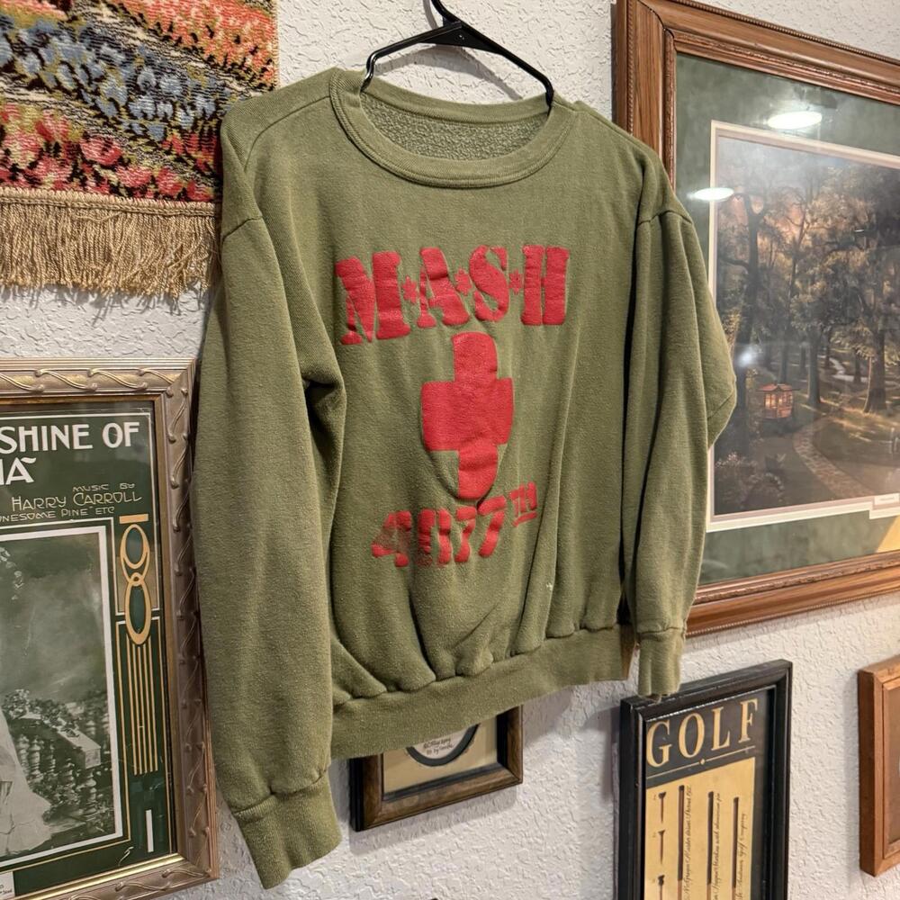 Vintage 1972 RARE MASH Comedy Movie Promo TV Series Green Sweatshirt Size Small - Picture 2 of 5